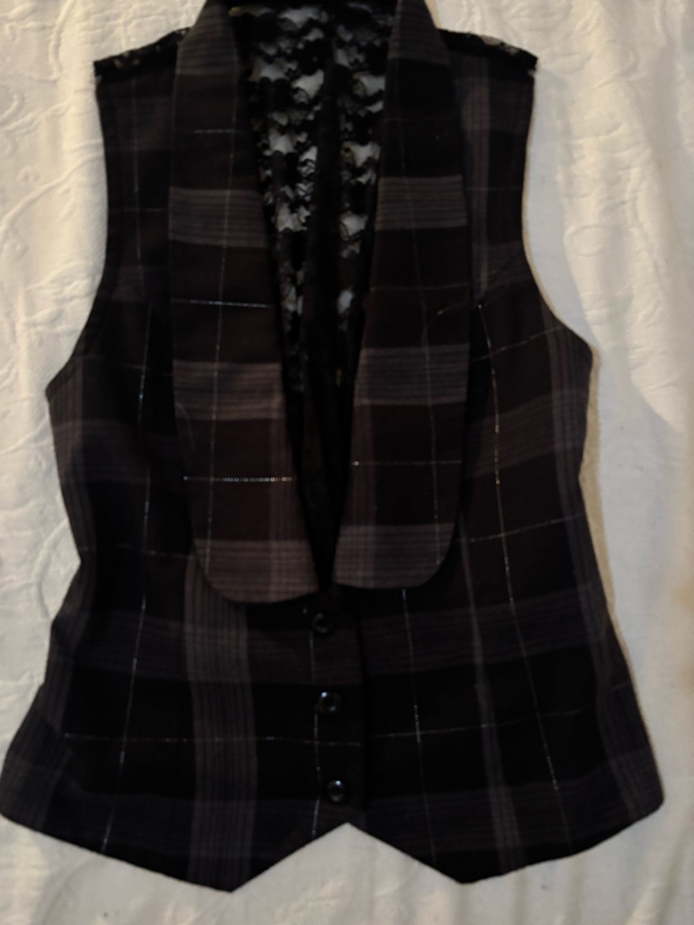 Plaid seduction vest
